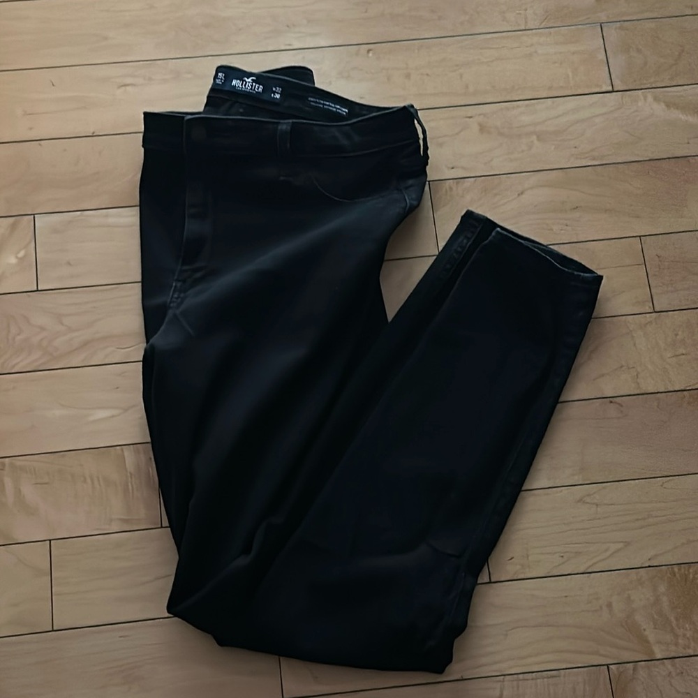 Black Hollister jeans